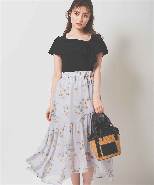 【SALE】水彩花柄スカート