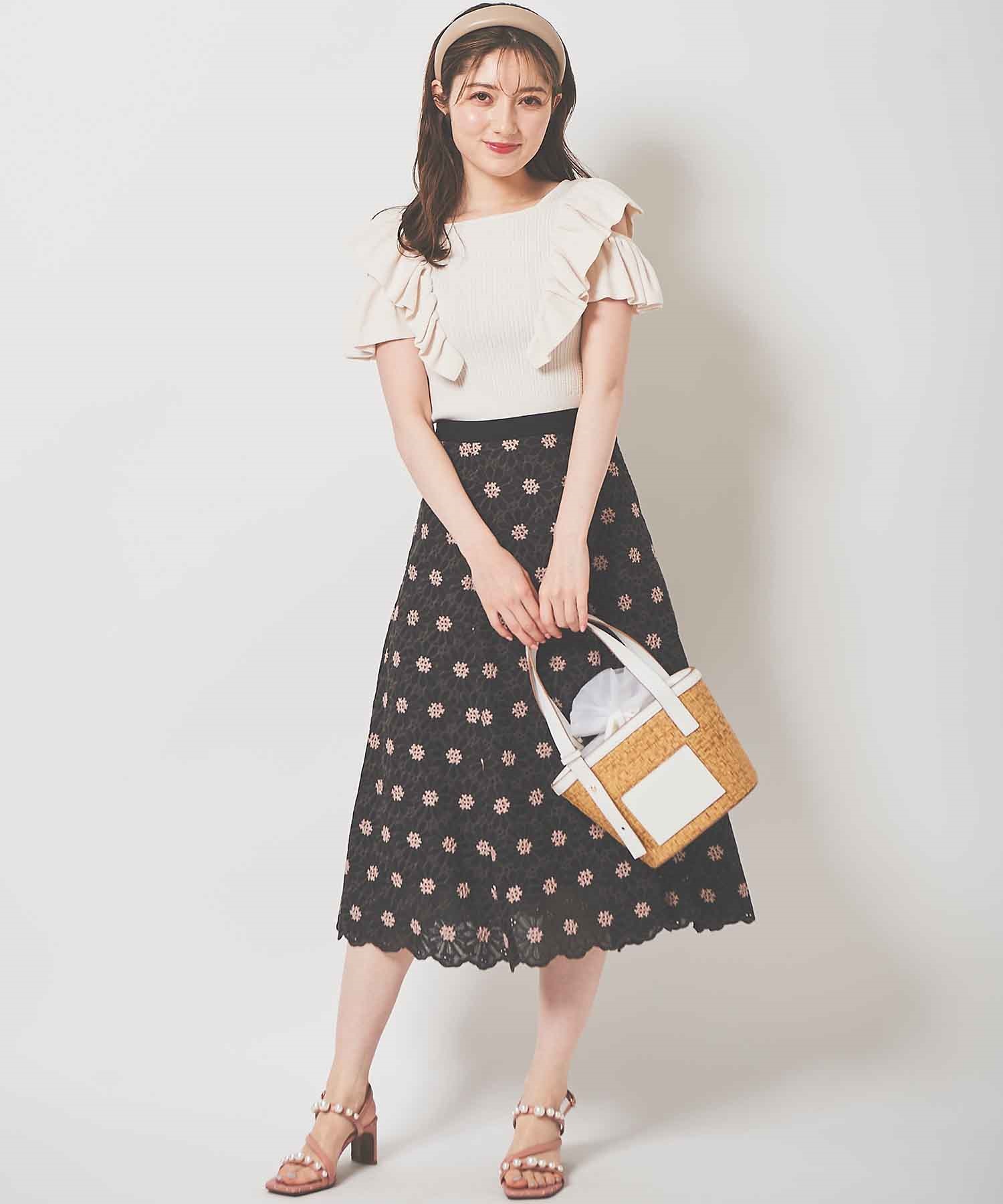 ラストSALE【antiqua】新品未使用大人気花柄刺繍ジャガードスカート